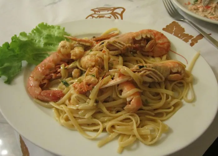 Andrea's 3* רימיני