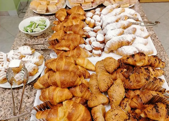 Andrea's Отель 3*